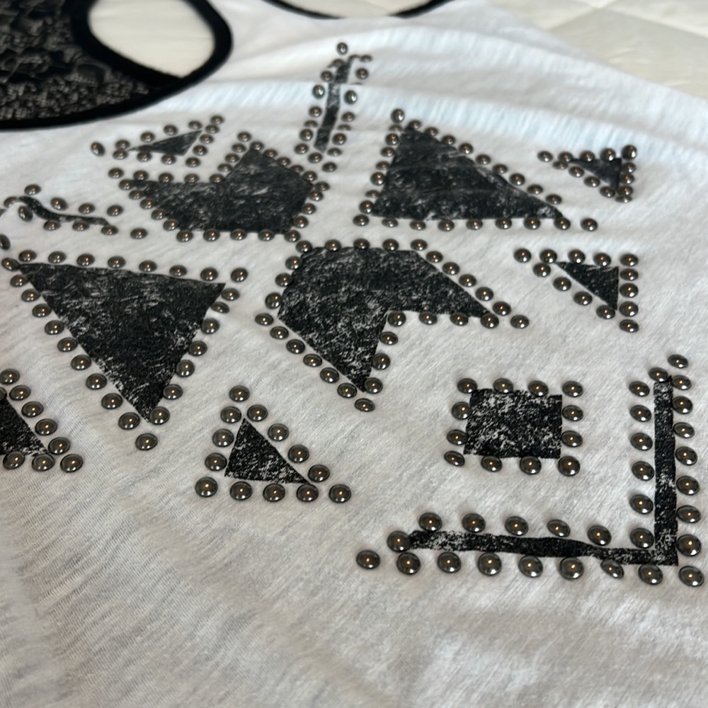 Express Tank Top - Picture 3 of 6